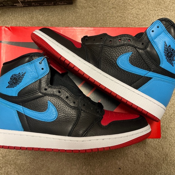 Air Jordan 1 High OG main image 4